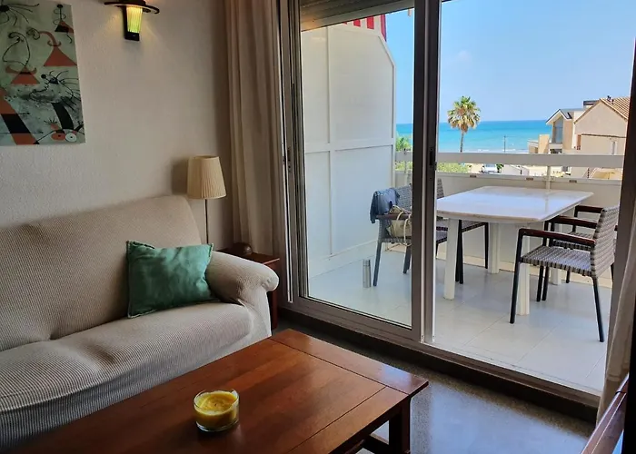 Apartamento Con Vistas Al Mar A Pocos Metros De La Playa